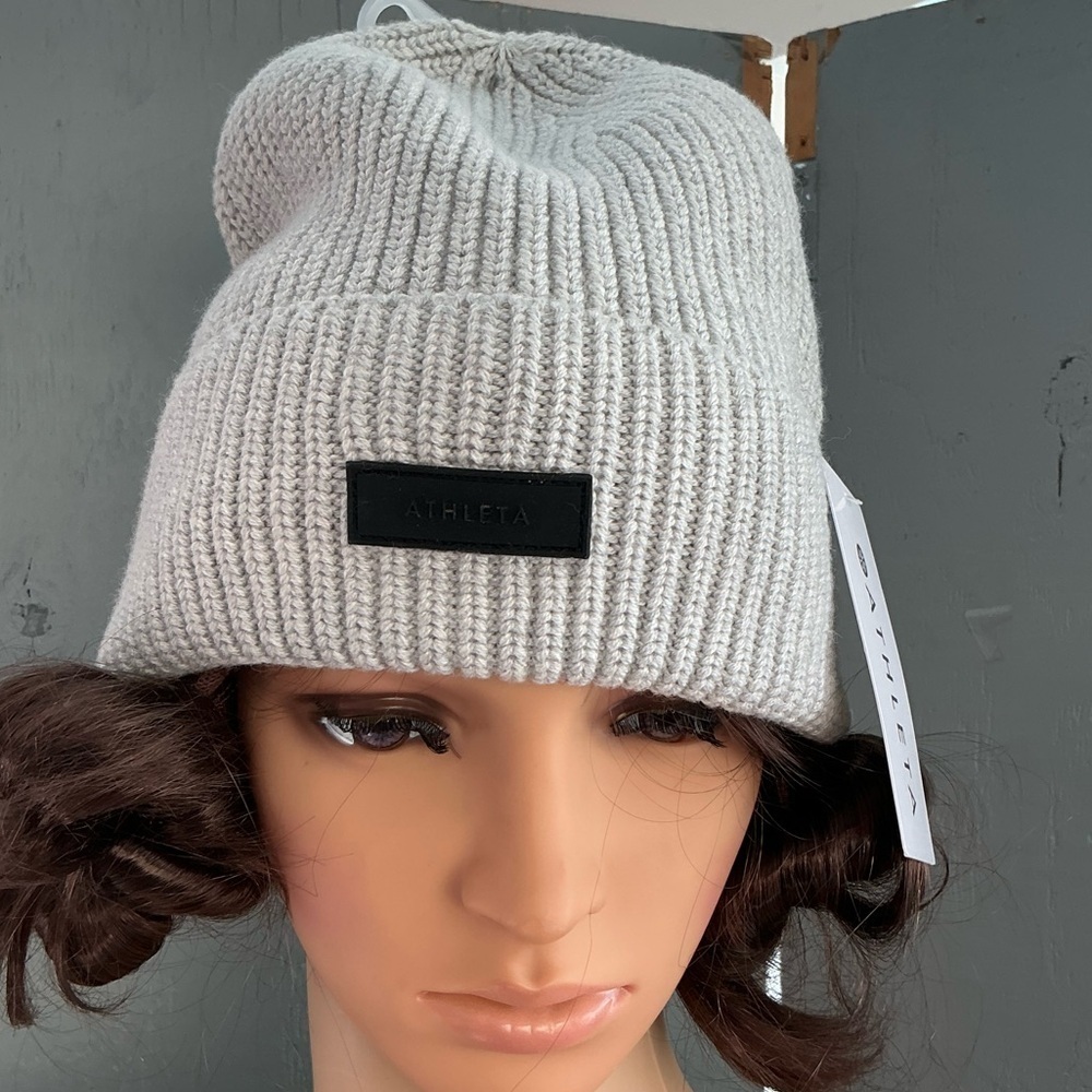 Athleta Light Gray Ribbed Beanie Hat Winter Fall